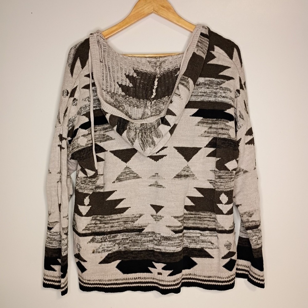 American Eagle Sweater Womens Medium Pullover Southwest Aztec Geometric Hooded - Picture 3 of 8